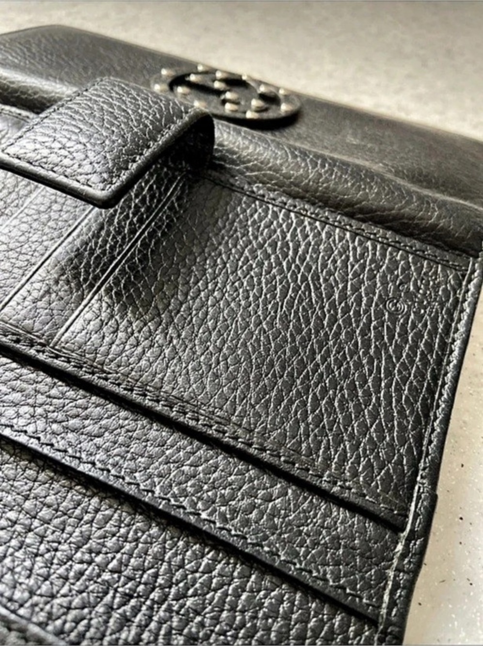 Gucci authentic Black studded interlocking GG calf leather Wallet all inclusive - Picture 6 of 17